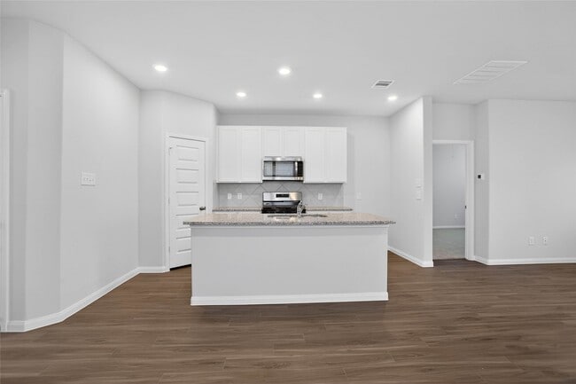 Building Photo - 13308 Burbot Dr