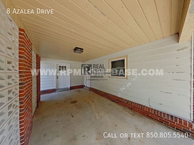 Building Photo - 8 Azalea Dr