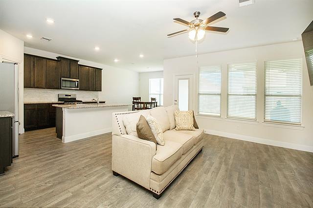 Building Photo - 3016 Cerro Ranch Rd