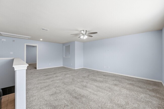 Building Photo - 719 Longstreet Dr