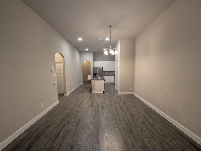 Building Photo - Less than 1 Mile to Gruene / Fridge Included/ Gas Cooking / Covered Patio / CISD