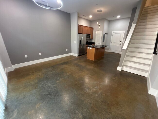 Building Photo - 1 Bed | 1.5 Bath Downtown Raleigh Condo - ...