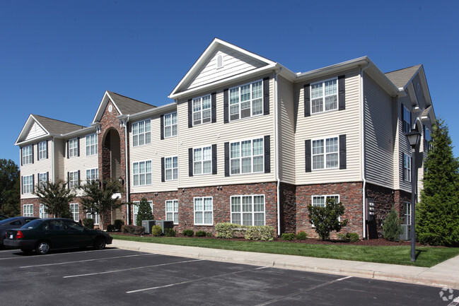 Alexandria Park - High Point, NC | Apartment Finder