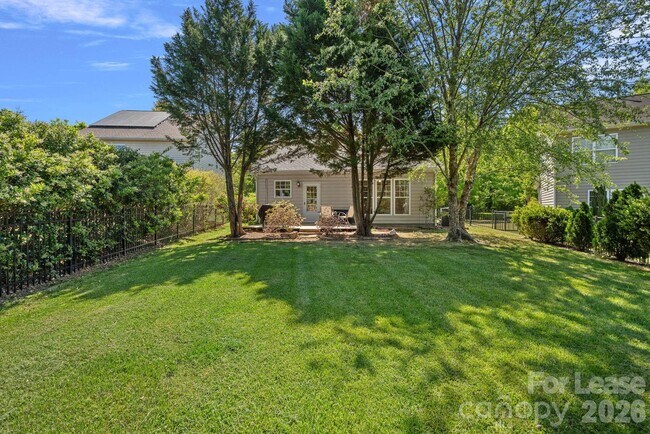 Building Photo - 1626 Hammond Dr