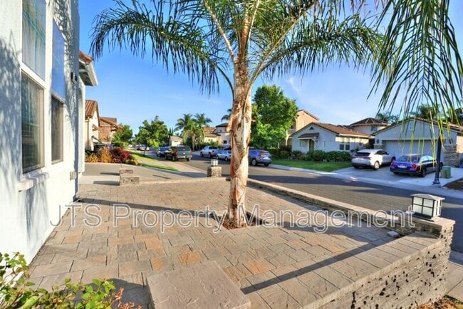 Building Photo - 5602 Jerry Litell Way