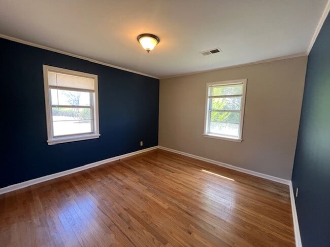 Building Photo - Renovated 2 Bedroom 1 Bath home with Another Room that could be used as a 3rd Bedroom!