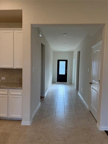 Building Photo - 4013 Amethyst Dr