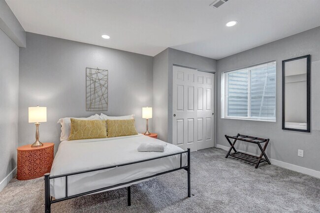 Building Photo - 4345 W 64th Ave