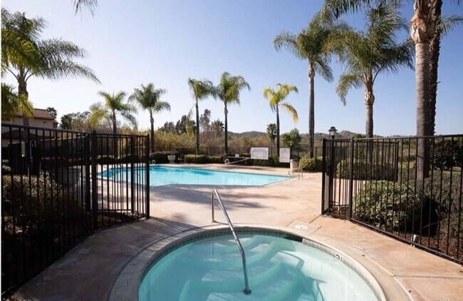 Building Photo - Upstairs 2 Bedroom 2 Bath Condo Available in El Cajon, Rancho Area