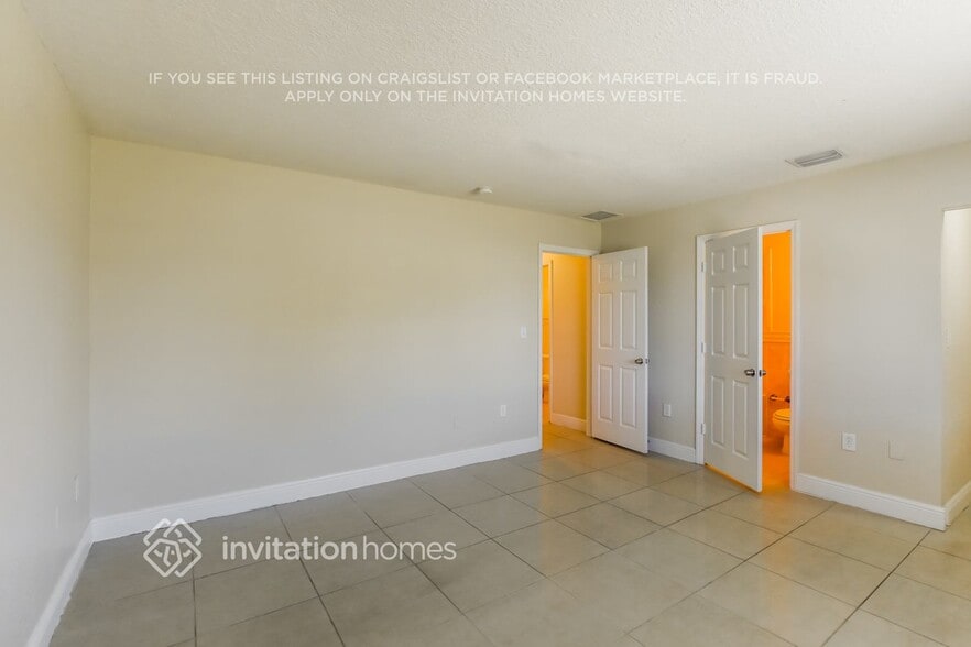 Building Photo - 13403 SW 261st Ln