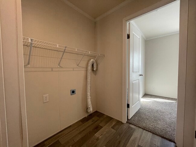 Building Photo - 16242 Frontenac Ave