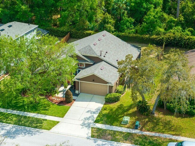Building Photo - 5477 Glen Oak Pl