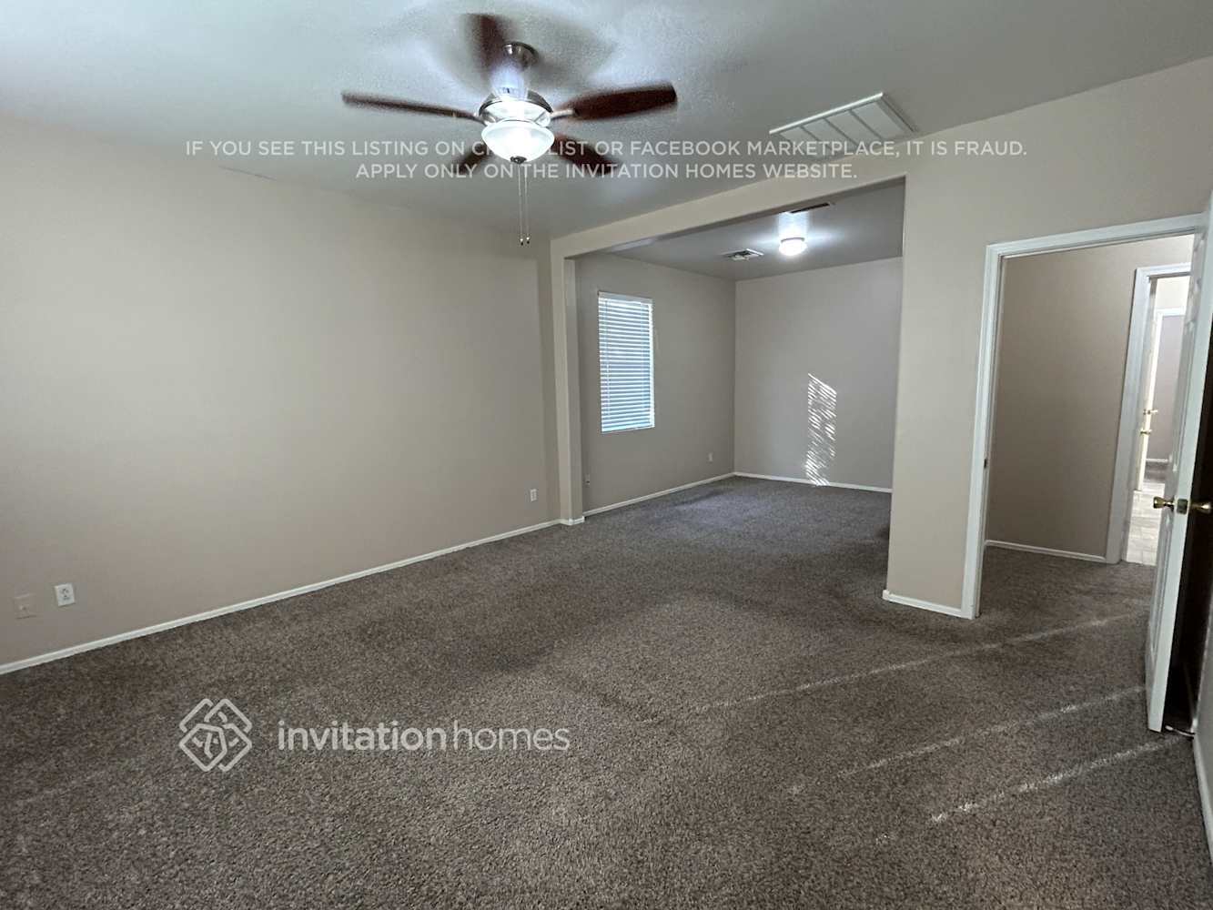 Building Photo - 6805 S 70th Dr