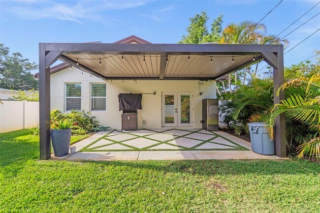 Building Photo - 967 49th Ave N