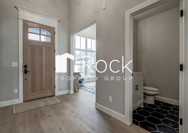 Building Photo - Stunning 4 Bedroom/2.5 Bathroom Home in Gated Community ~Built in 2023~