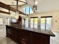 Building Photo - 2502 Lake Gardens Ct