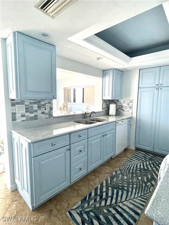 Building Photo - 10525 Gulf Shore Dr