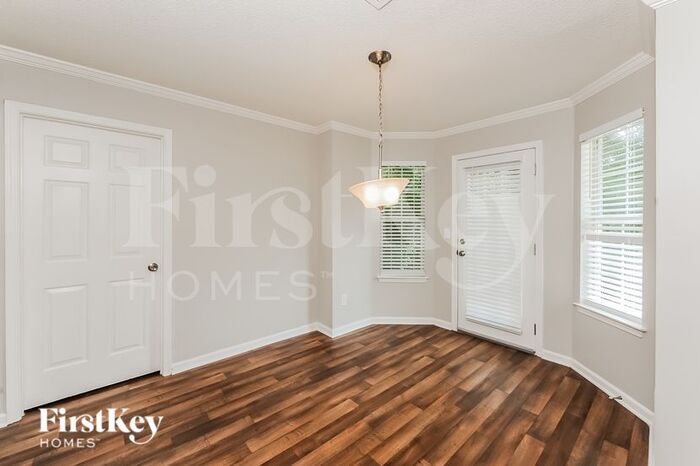 Building Photo - 607 Chartwell Ct