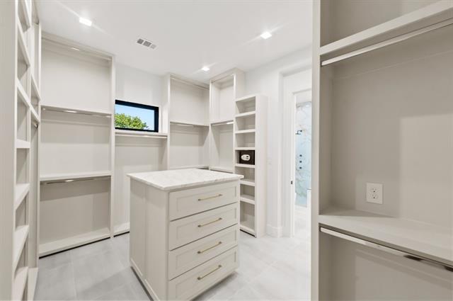 Building Photo - 9727 Williford Trail