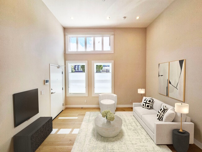 Building Photo - 446 Kirkham St