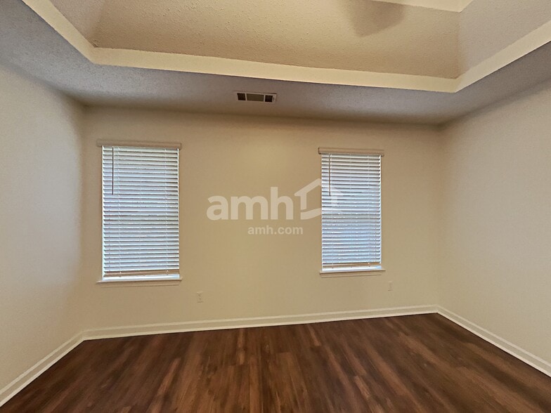 Building Photo - 4428 Red Eagle Ct