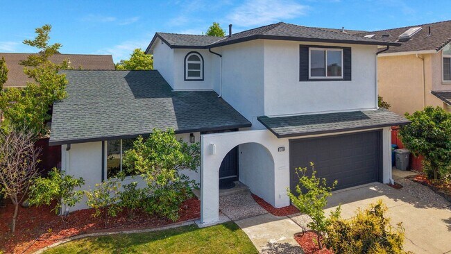 Building Photo - 3104 San Andreas Dr