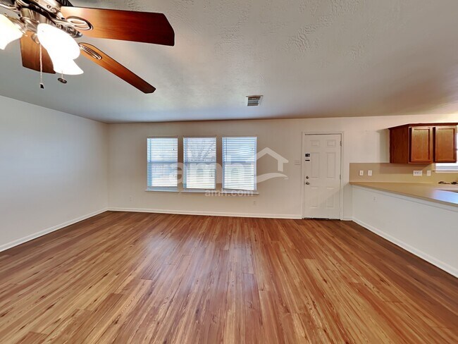 Building Photo - 20610 Cedar Rain Dr