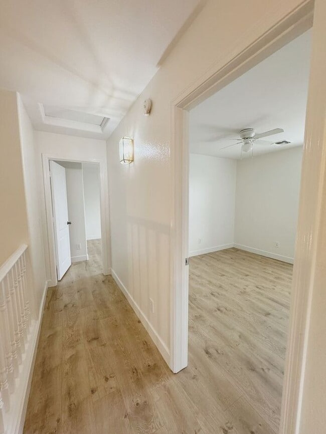 Building Photo - MOVE IN SPECIALS!! 15 DAYS RENT FREE!! Wonderful large, 4 br 2.5 ba family home in Johnson Ranch