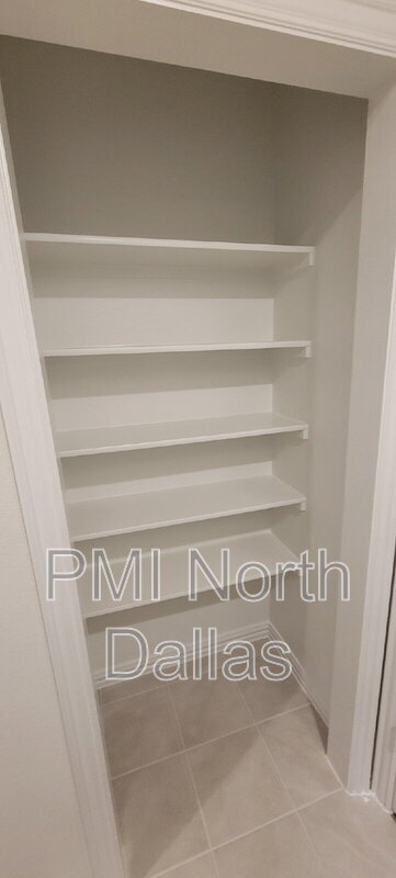 Building Photo - 10609 Potawatomi Ln