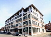 Building Photo - 24 Mt Vernon St