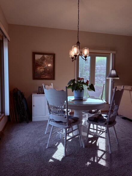 Building Photo - 204 Kirkstone Pl