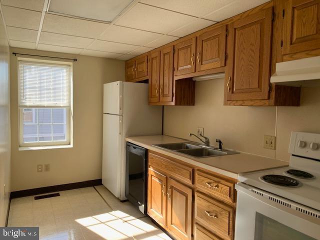 Building Photo - 303 Union St