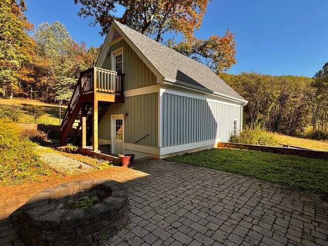 Building Photo - Private Farm Home in North Garden - Enjoy ...