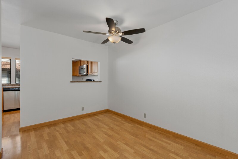 Building Photo - 7962 Mission Vista Dr