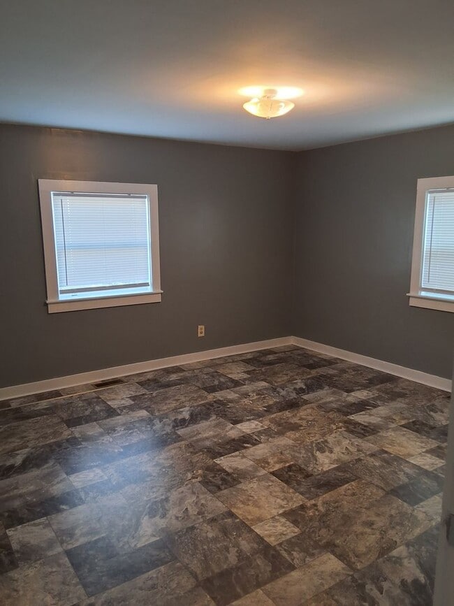 Building Photo - Single family home in Morehead City