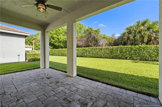 Building Photo - 7461 SW Harbor Cove Dr