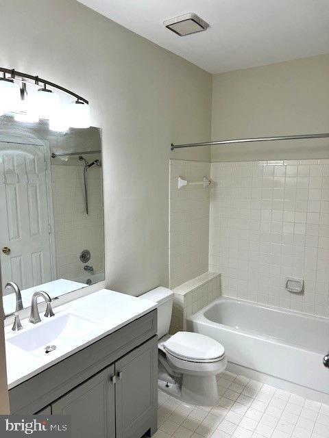 Building Photo - 4409 Sedgehurst Dr