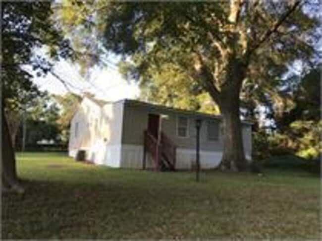 Building Photo - 1007 E Mcintosh Rd