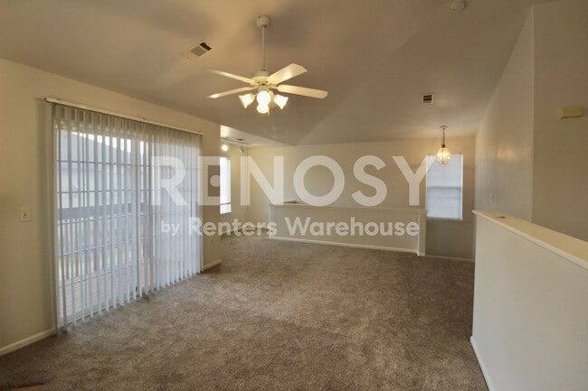 Building Photo - 3242 E 103rd Dr