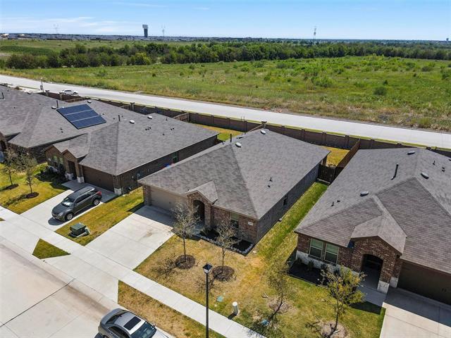 Building Photo - 3000 Buttonbush Dr