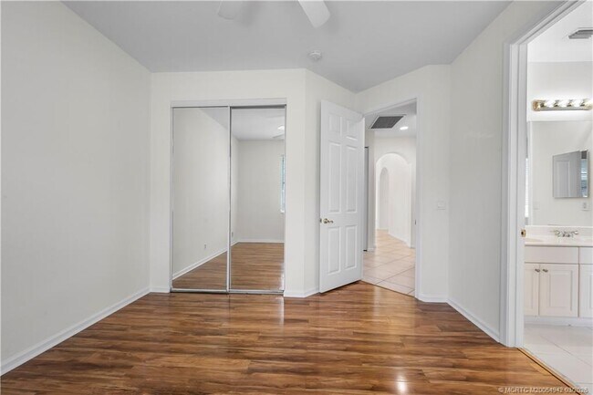 Building Photo - 2529 SW Park Meadows Trail