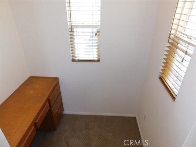 Building Photo - 147 Tall Oak