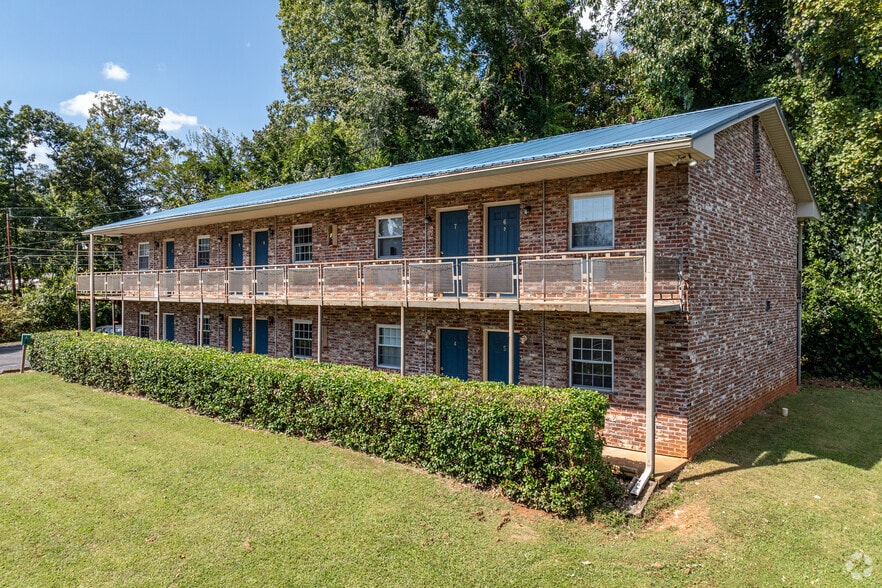 Primary Photo - The Village Apartments