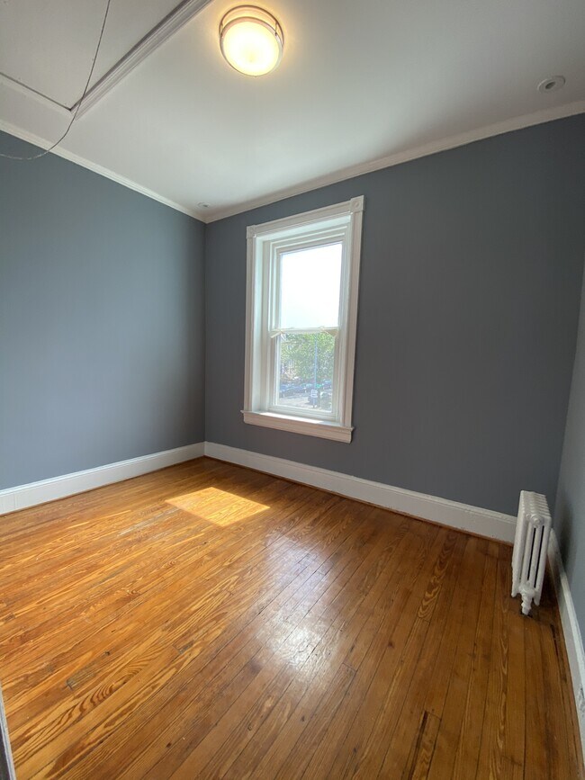 Building Photo - 4016 7th St NW