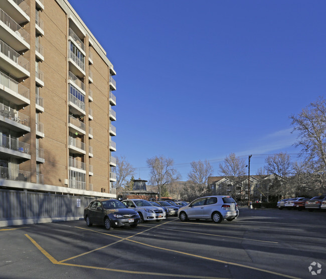 Building Photo - Stansbury Condos