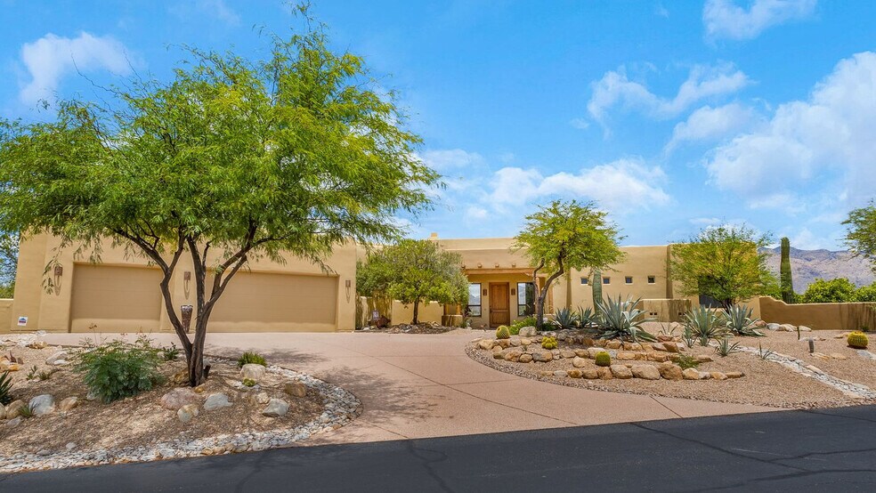 Building Photo - 3701 E Camino de Jaime
