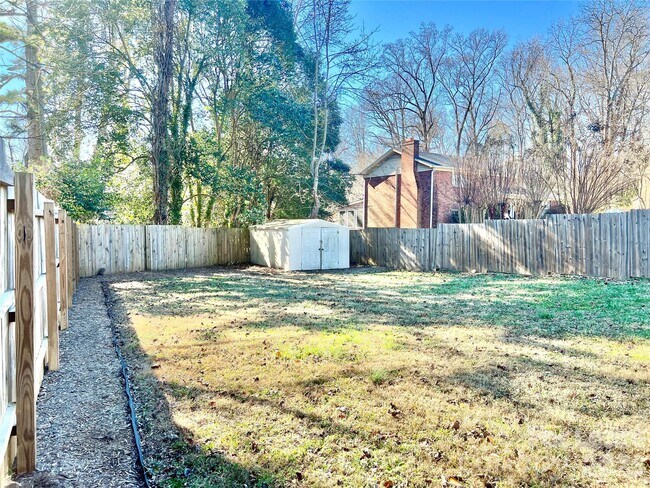 Building Photo - 3205 Brixton Ct