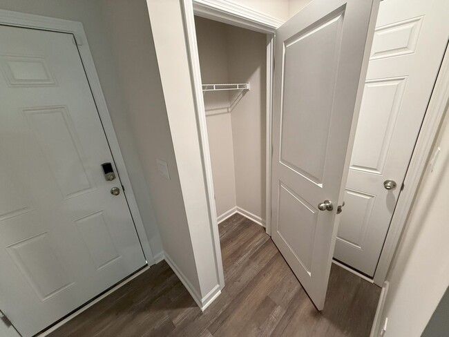 Building Photo - Brand New 4BR home in Great location!