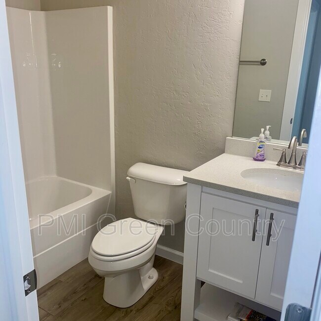 Building Photo - 21025 E 40th Pl S