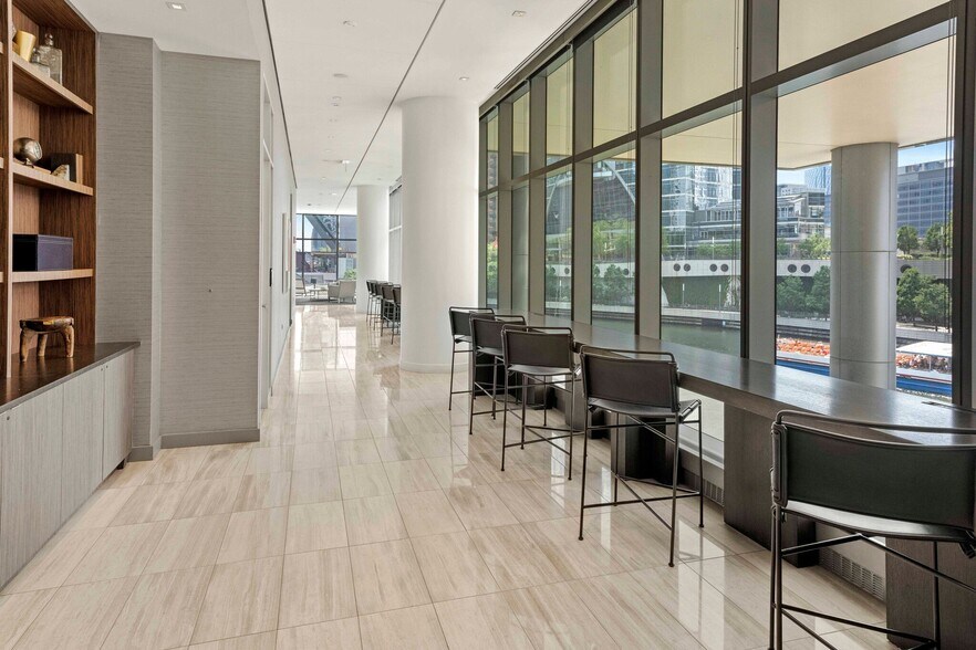 Building Photo - 349 W Wolf Point Plaza